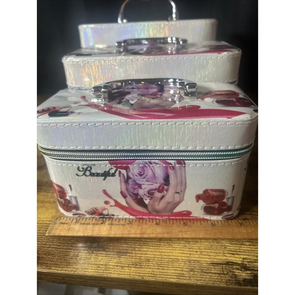 Makeup Travel Bag Set Of 3 Stacking Zippered Bags BEAUTIFUL Roses Nail Polish